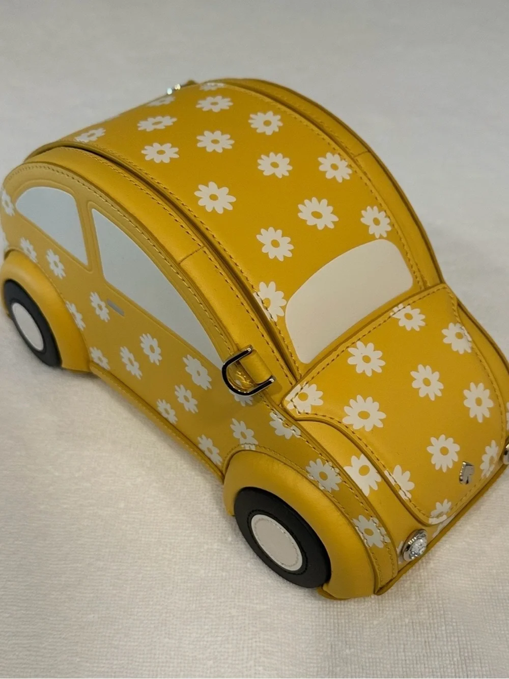Kate Spade Beep Beep Car Crossbody Bag Novelty Yellow Daisy NWOT